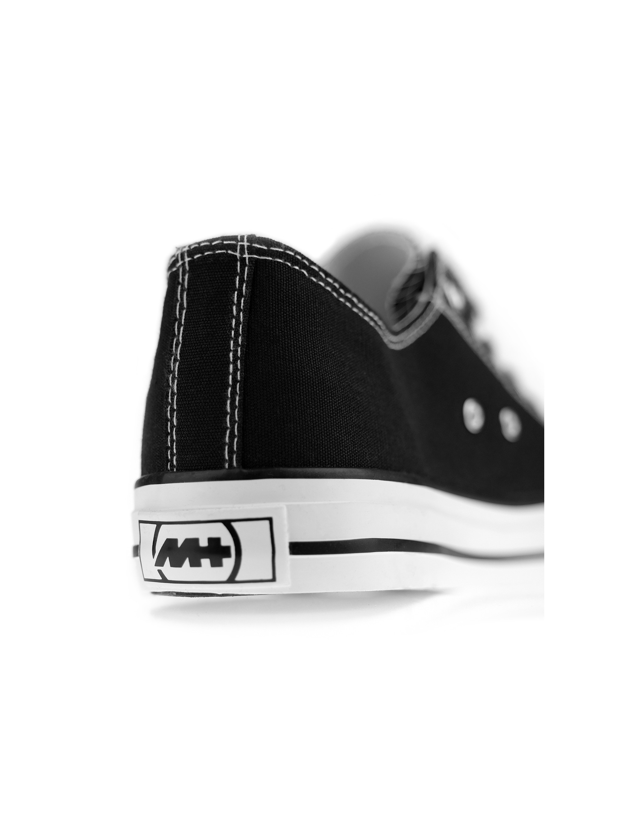 Monotox NORRIS LOW M BLACK M-FT-01BLACK