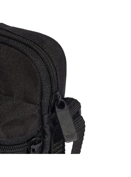 Adidas Nerka Adicolor Czarna Unisex - Stylowa i Praktyczna