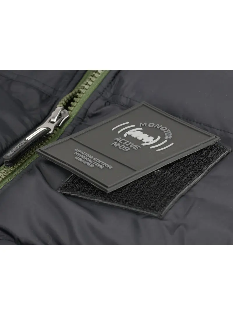 Monotox VEST PUFFER BLACK / GREEN MX23089
