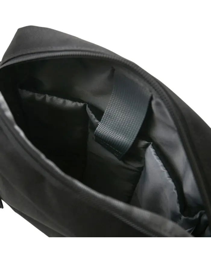 Caterpillar Torba sportowa Shoulder Bag 83614-01 Czarny | Sklep Monotox