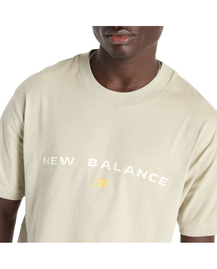 New Balance Męski T-shirt Reimagined Graphic T-shirt MT51506OVN Zielony | Sklep Monotox
