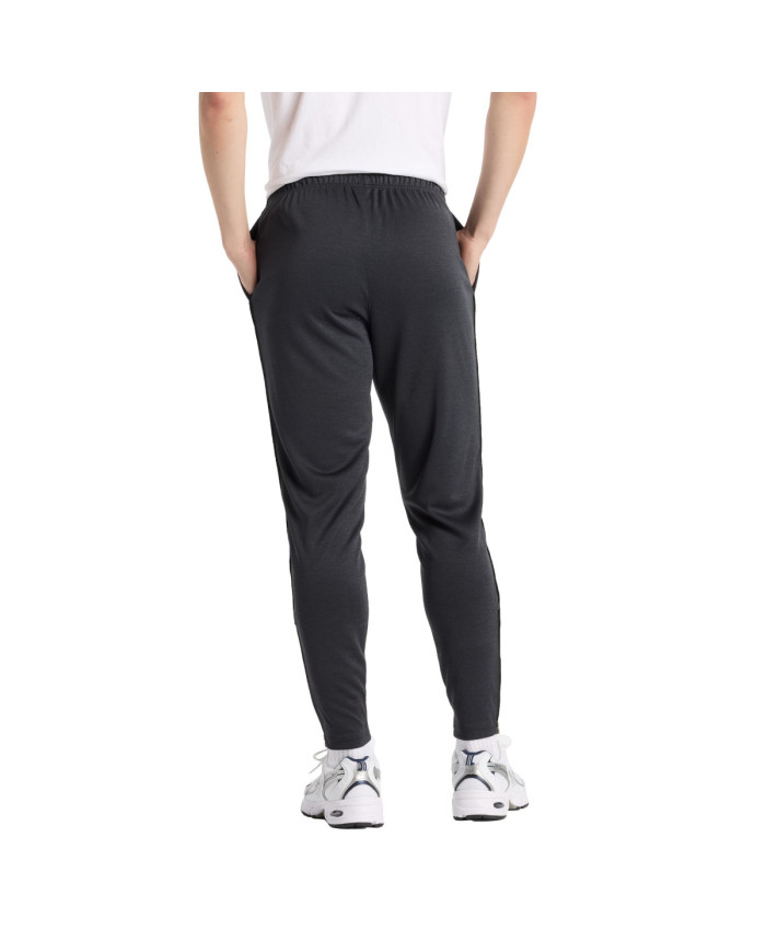 New Balance Spodnie męskie SPORT KNIT PANT MP51905BK - Czarne | Sklep Monotox